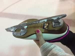 ice skating shoe sharpening