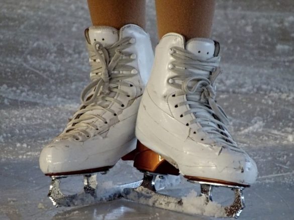 why-do-my-ice-skates-click-ice-twizzle